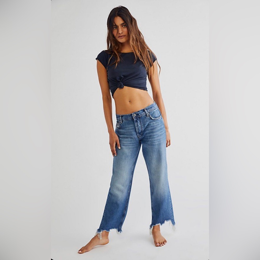Maggie Mid-Rise Straight Leg Jeans, Free People, Size 30, Like new!